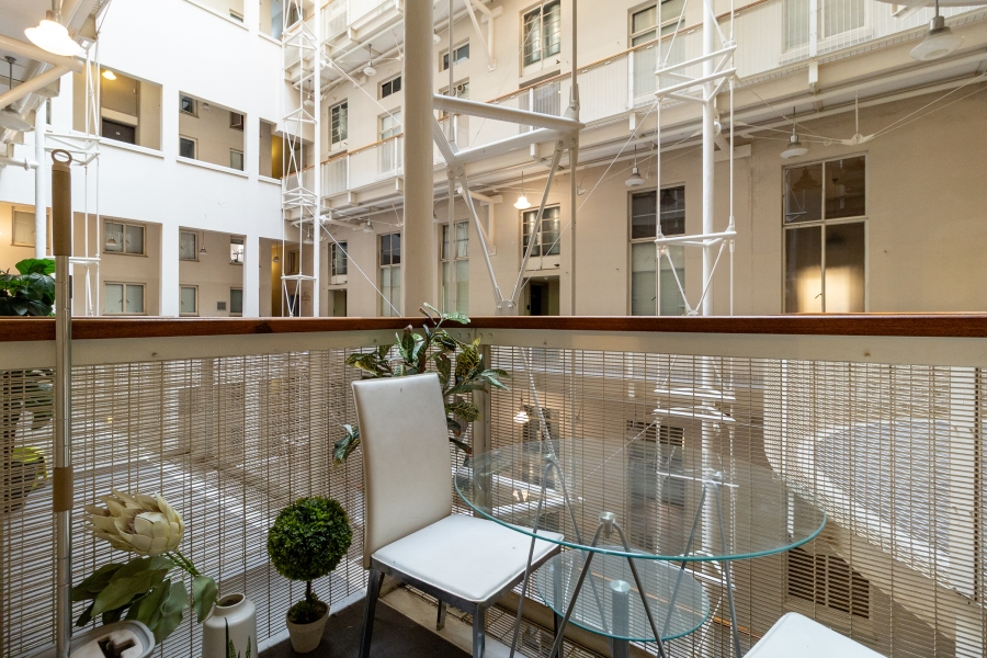 2 Bedroom Property for Sale in Cape Town City Centre Western Cape